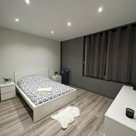 La Perle Noire Apartment *